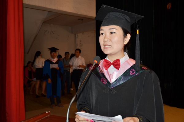 本科毕业生代表发言