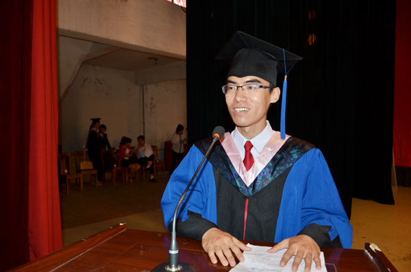 毕业研究生代表发言