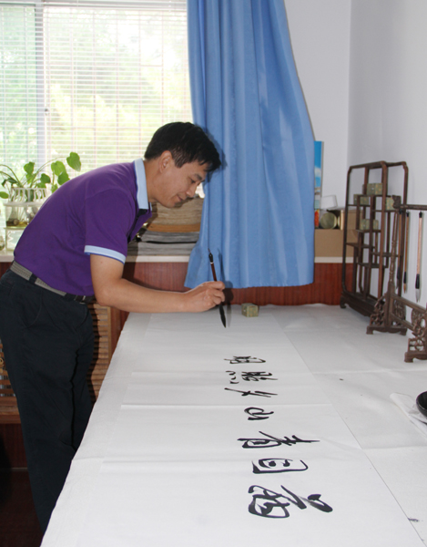 王亚杰书记为作品展题词