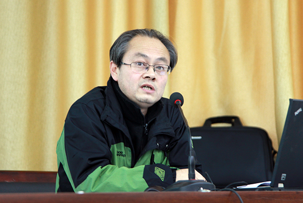 李红金副书记作经验交流