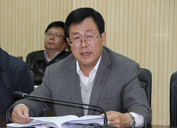 田伏虎副书记发言